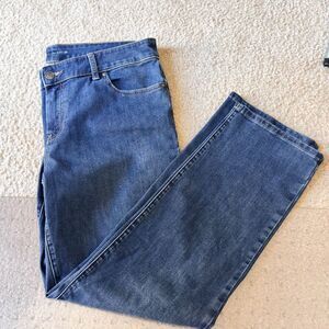 Chico’s Women’s Size 2R (12/14) Blue Denim Jeans Stretch Straight Leg Bootcut